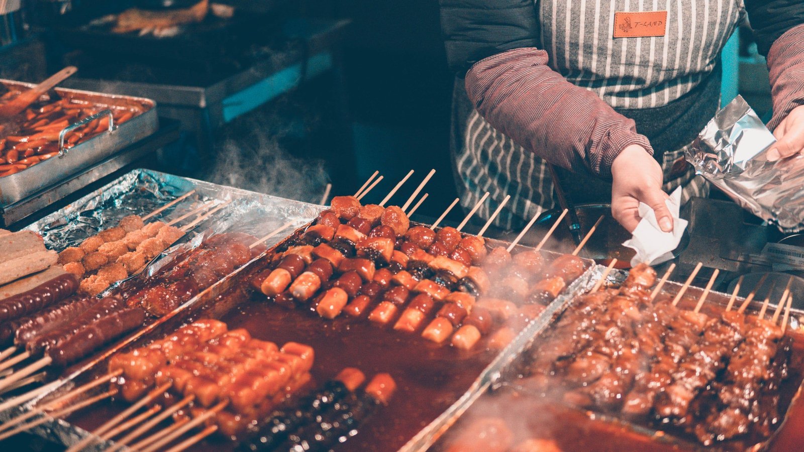 From Bangkok to Tokyo: Navigating the Top Street Food Scenes in Asia