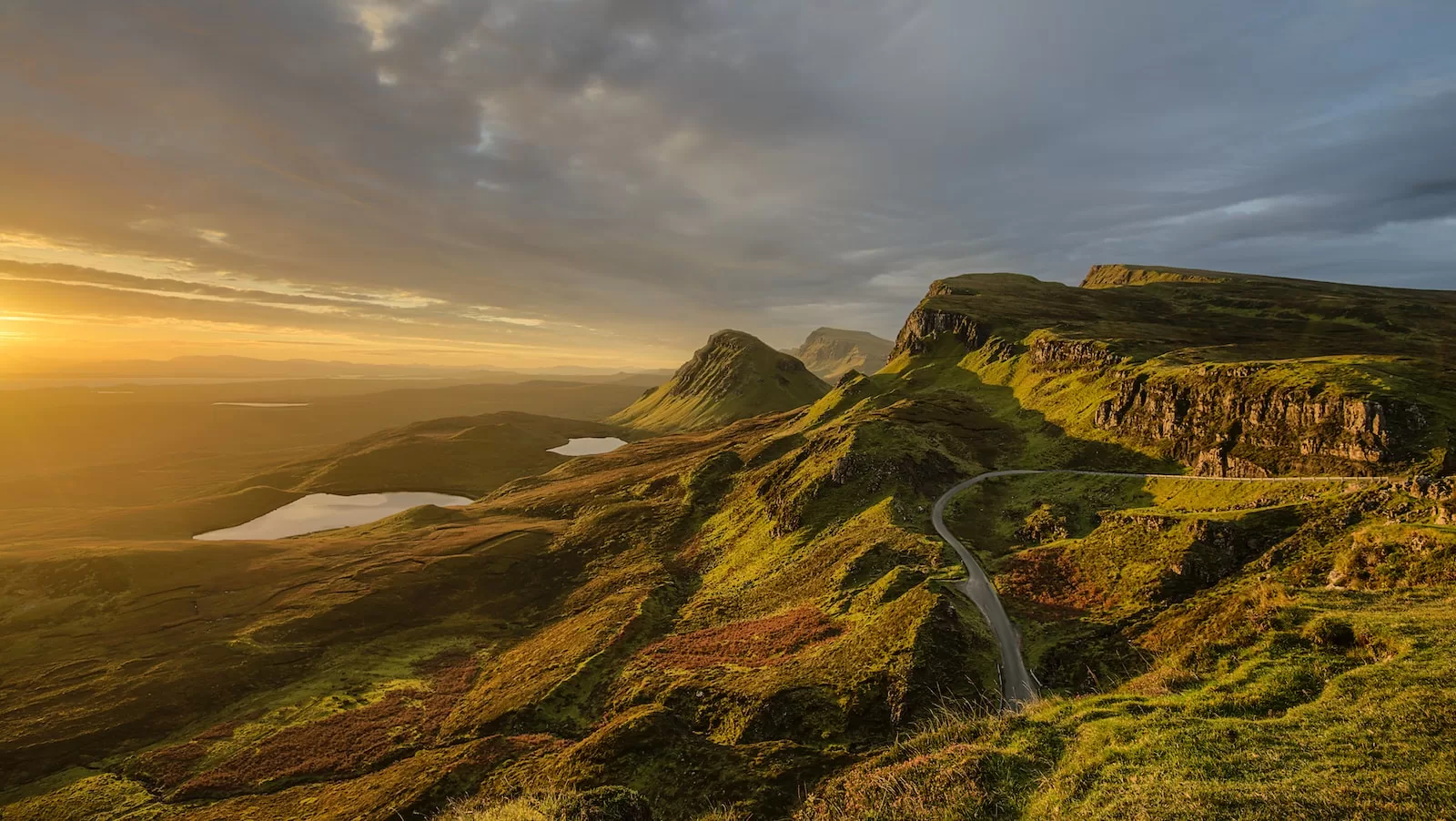 Caledonian Travel: The Ultimate Coach Holiday Experience